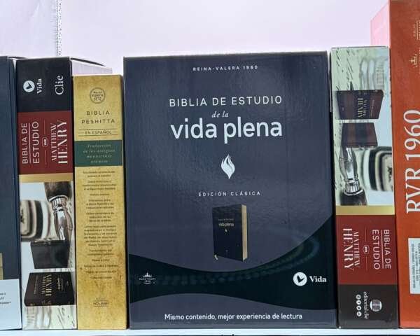 Biblias de Estudio y Comentarios
