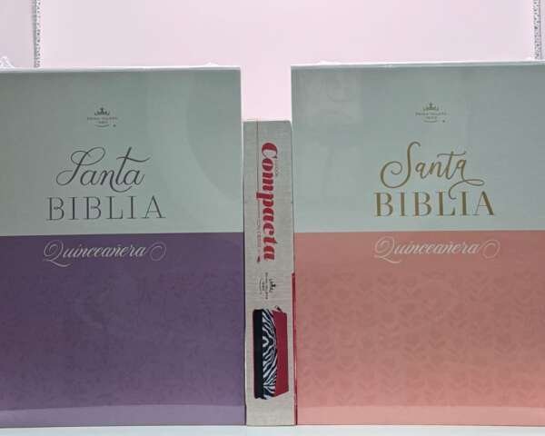 Pack de Regalo: Biblias para Quinceañeras con Cierre