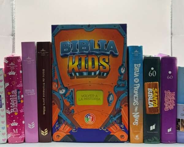 Biblias para Niños y Jóvenes