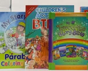 Biblias y Libros de Actividades