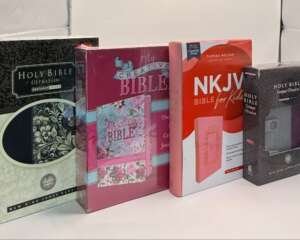 Selección de Biblias y Recursos Devocionales