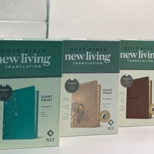 Biblia NLT (Nueva Traducción Viviente) en edición Compact Giant Print. Legibilidad y calidad. Compra en Librería Bendición para el Mundo.