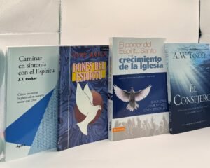 Libros sobre el Espíritu Santo y crecimiento de la iglesia. Encuentra a A.W. Tozer y Yiye Avila en Librería Bendición para el Mundo.