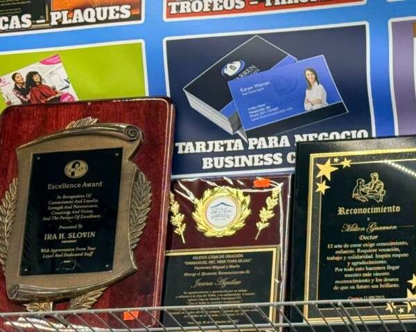Placas, Trofeos y Reconocimientos